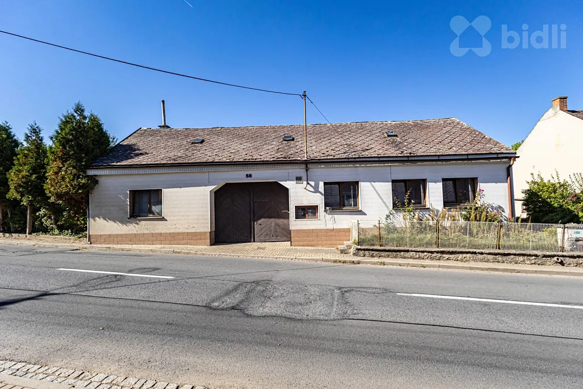 Prodej rodinného domu 130 m², pozemek 2000 m²
